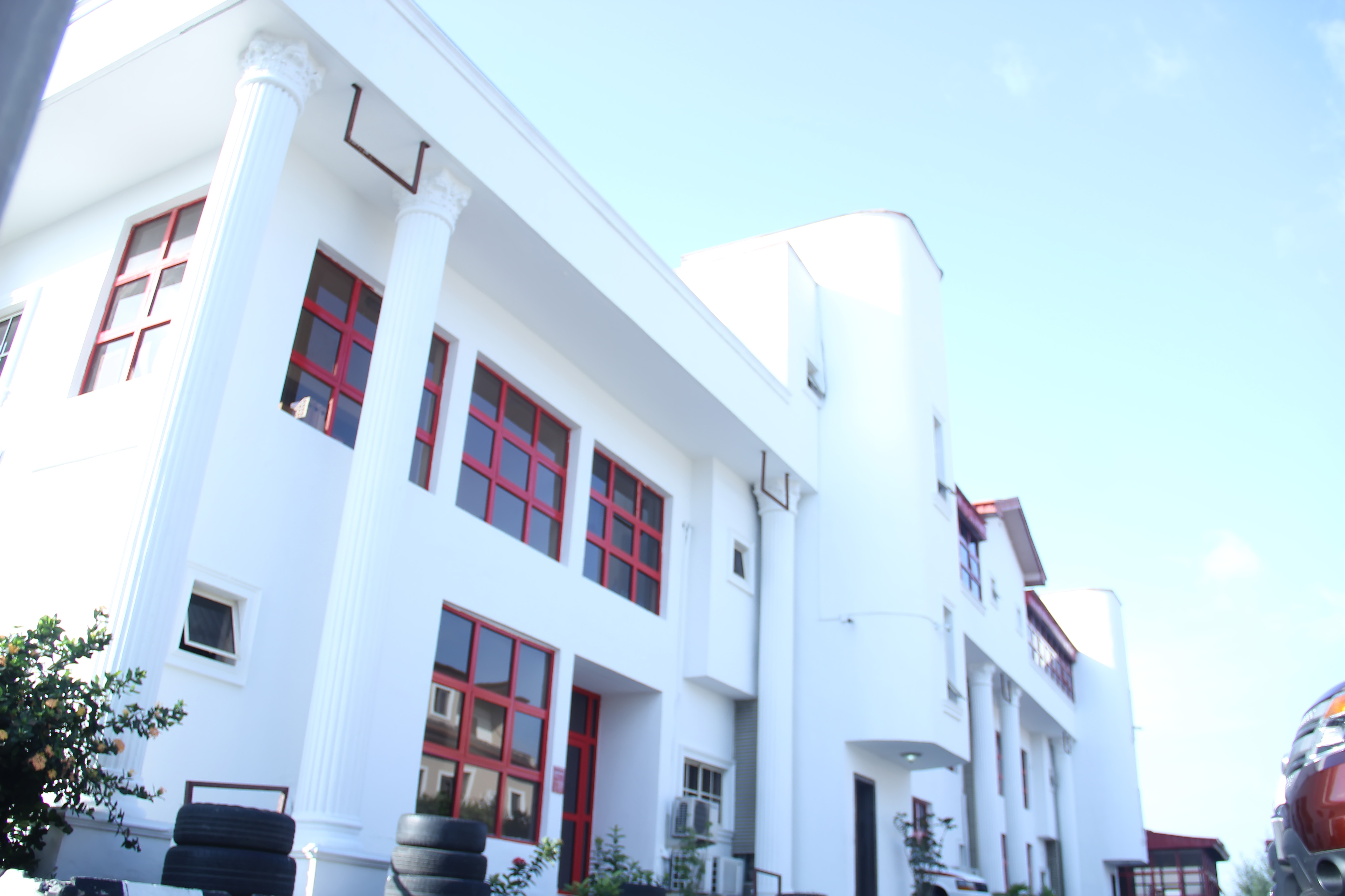 Discovery House